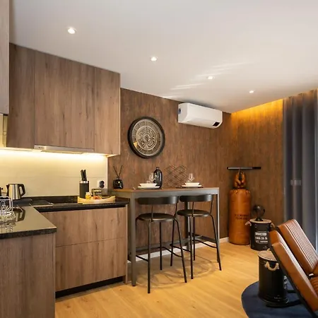 N4 Factory Apartment Marinha Grande