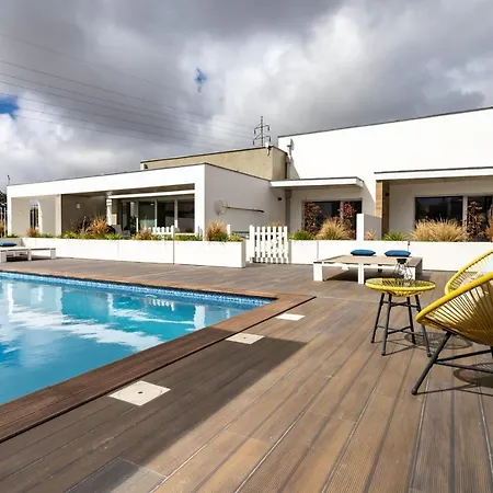 N4 Factory Apartment Marinha Grande